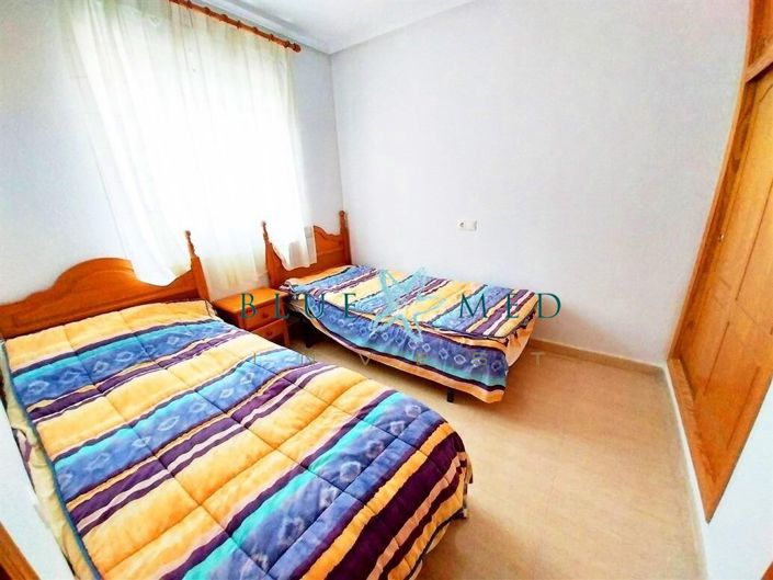 Image No.17-2 Bed House for sale