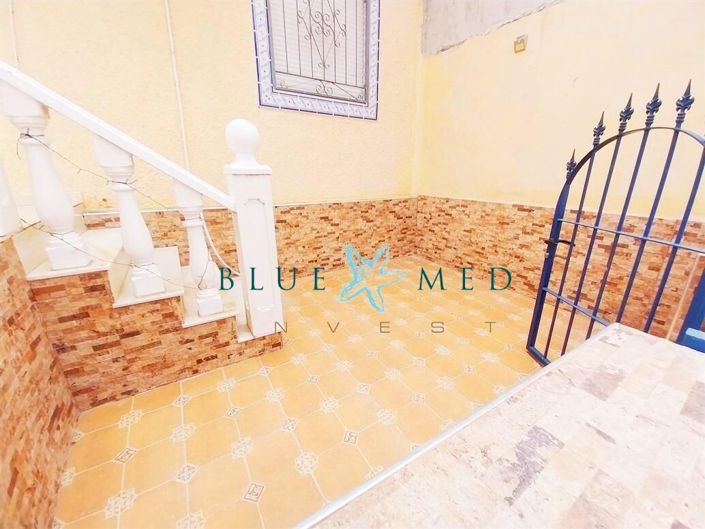 Image No.3-2 Bed House for sale