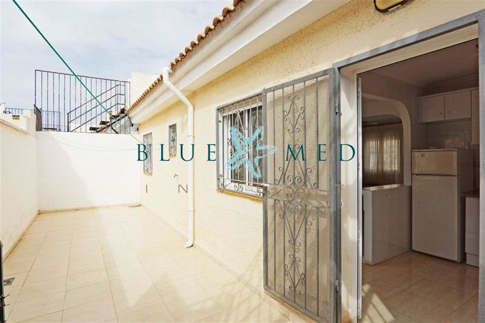 Image No.24-2 Bed House for sale