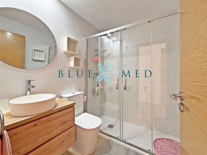 Image No.20-2 Bed Apartment for sale