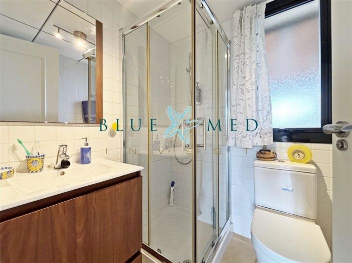 Image No.28-3 Bed Flat for sale