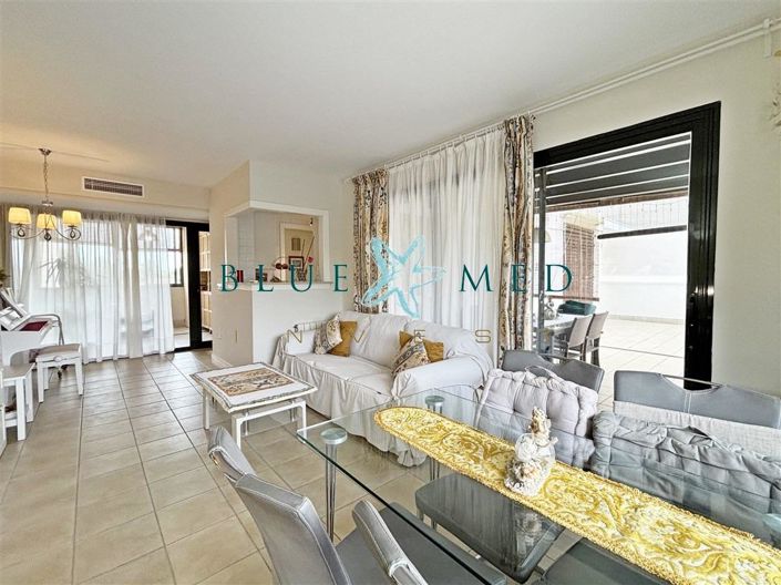 Image No.8-3 Bed Flat for sale