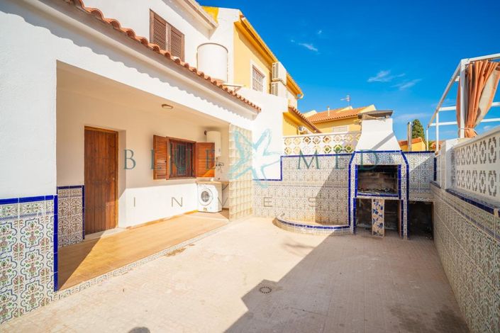 Image No.10-3 Bed Villa for sale