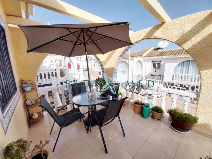 Image No.4-2 Bed House for sale