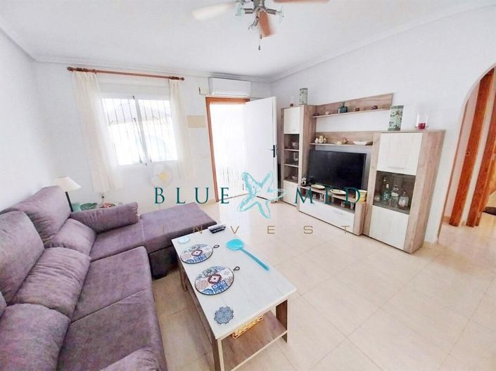 Image No.9-2 Bed House for sale