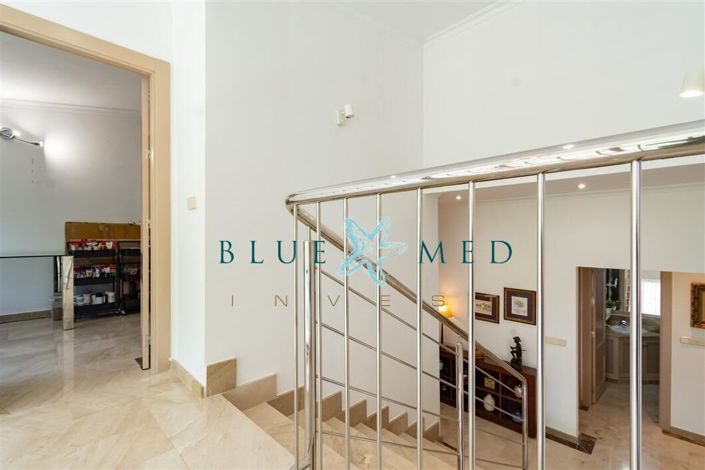 Image No.29-4 Bed Villa for sale