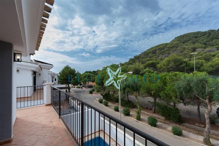 Image No.34-4 Bed Villa for sale