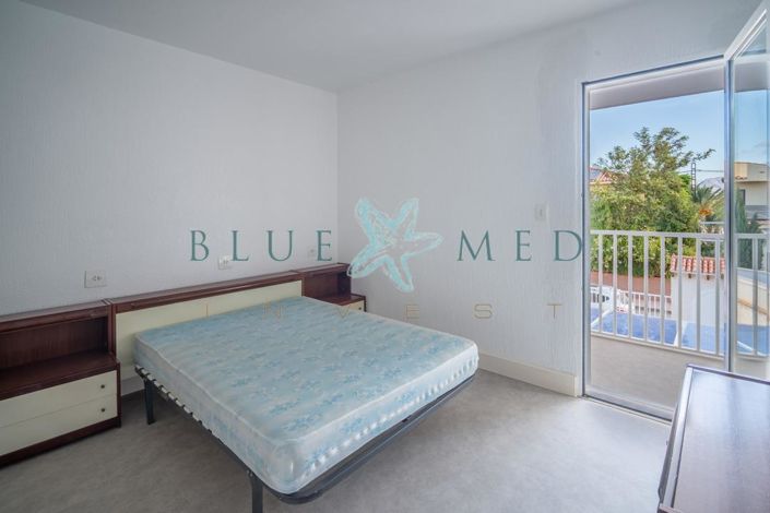 Image No.20-5 Bed Duplex for sale