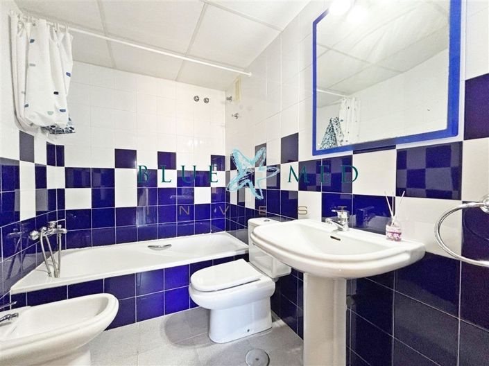 Image No.20-2 Bed Apartment for sale