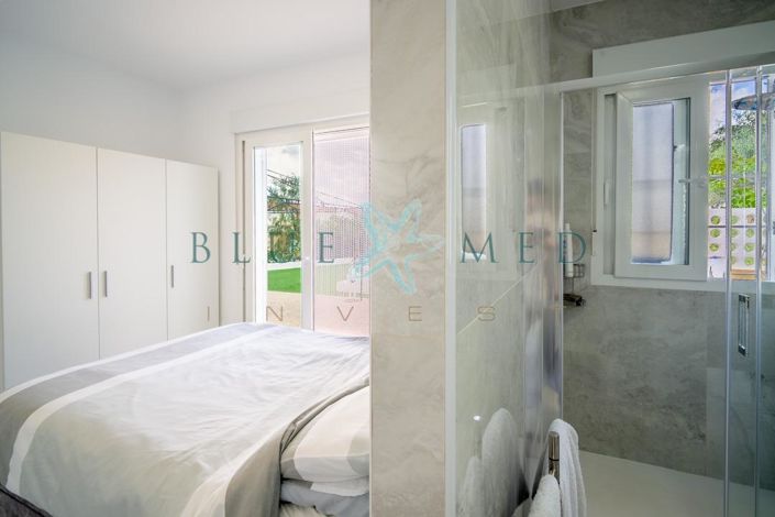 Image No.24-4 Bed Villa for sale