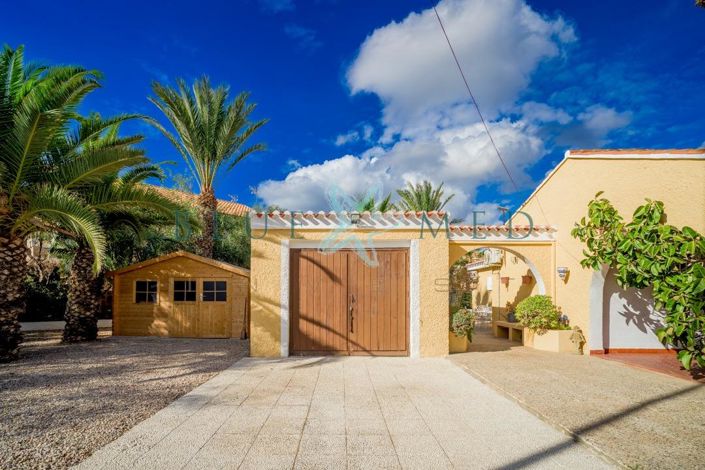 Image No.37-4 Bed Villa for sale