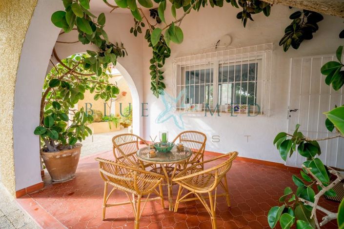 Image No.48-4 Bed Villa for sale