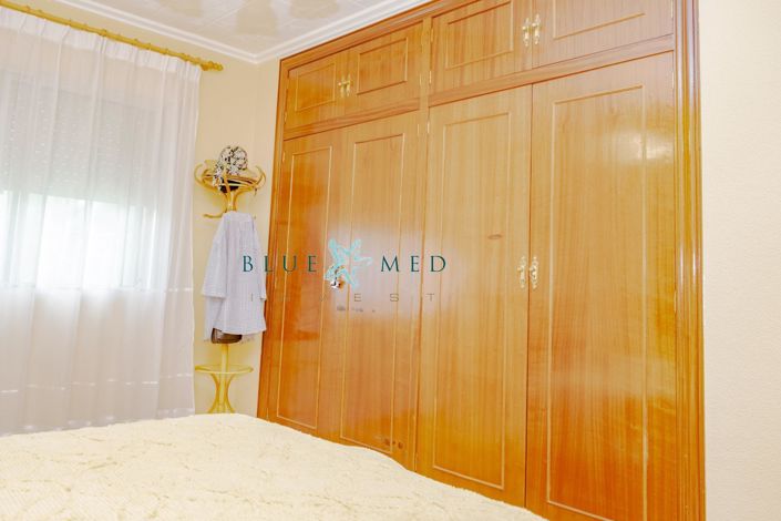 Image No.21-4 Bed Country House for sale