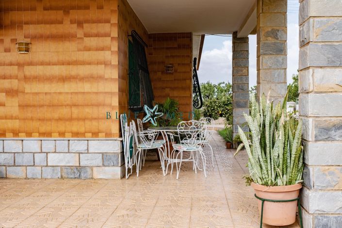 Image No.35-4 Bed Country House for sale