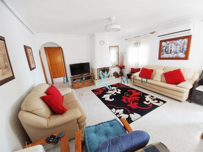 Image No.10-3 Bed Villa for sale