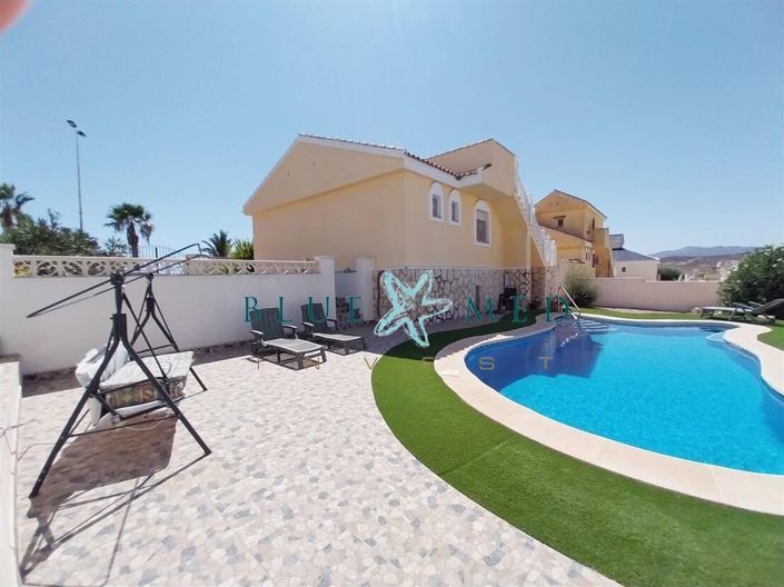 Image No.36-3 Bed Villa for sale