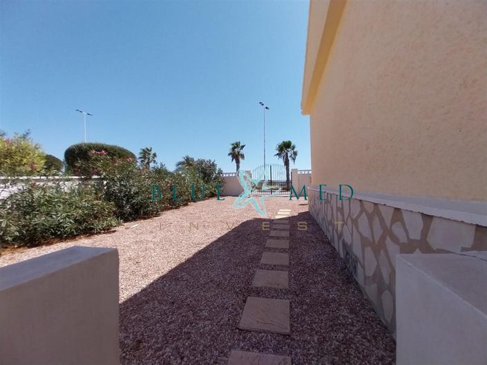 Image No.40-3 Bed Villa for sale