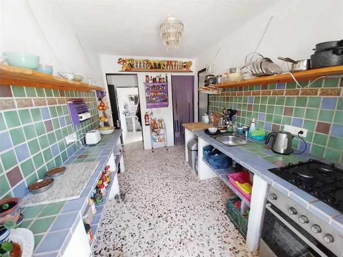 Image No.15-3 Bed Country House for sale