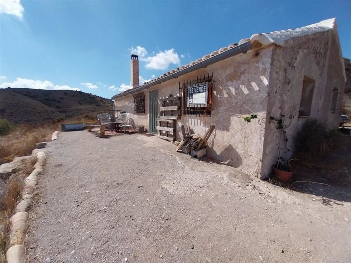 Image No.24-3 Bed Country House for sale