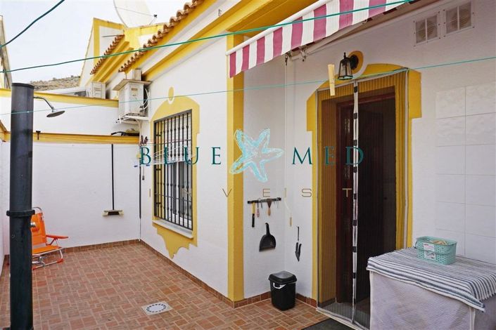 Image No.12-2 Bed House for sale