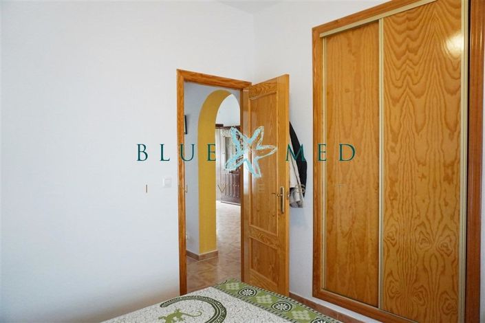 Image No.20-2 Bed House for sale