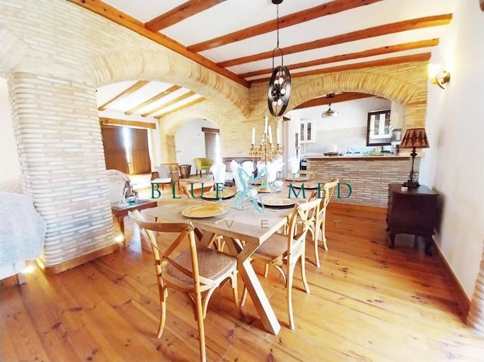 Image No.16-4 Bed Country House for sale