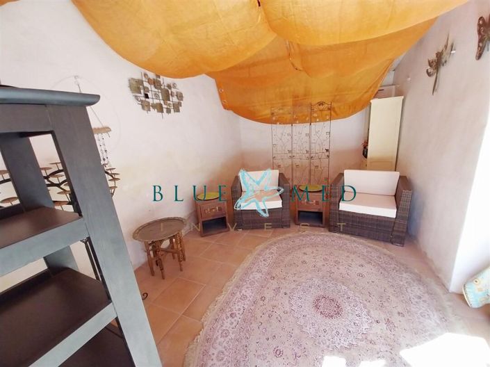 Image No.42-4 Bed Country House for sale