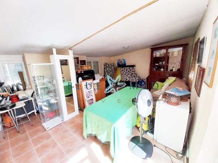Image No.46-4 Bed Country House for sale