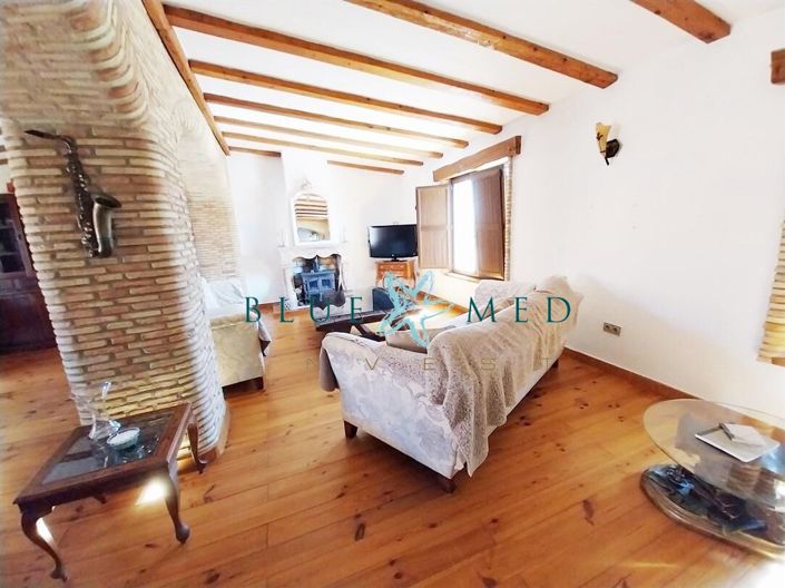 Image No.9-4 Bed Country House for sale