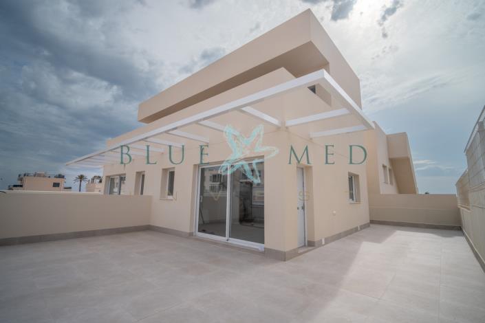 Image No.2-2 Bed Villa for sale