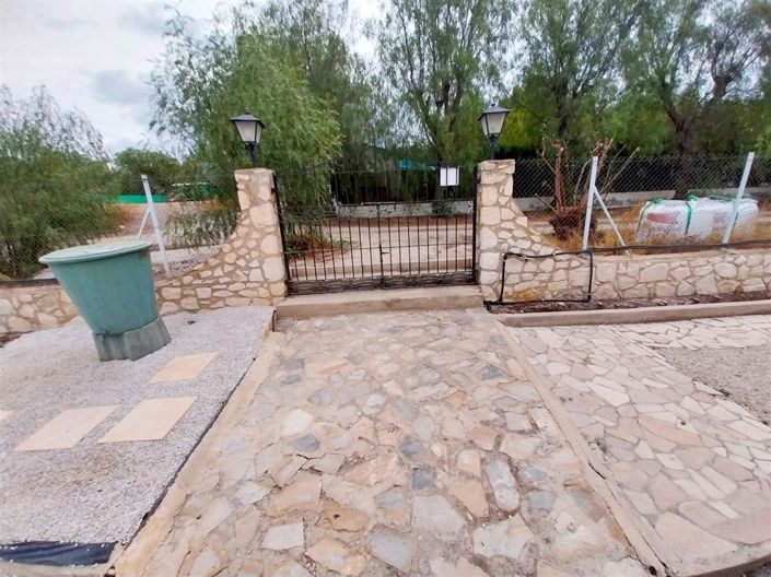 Image No.14-7 Bed Country House for sale