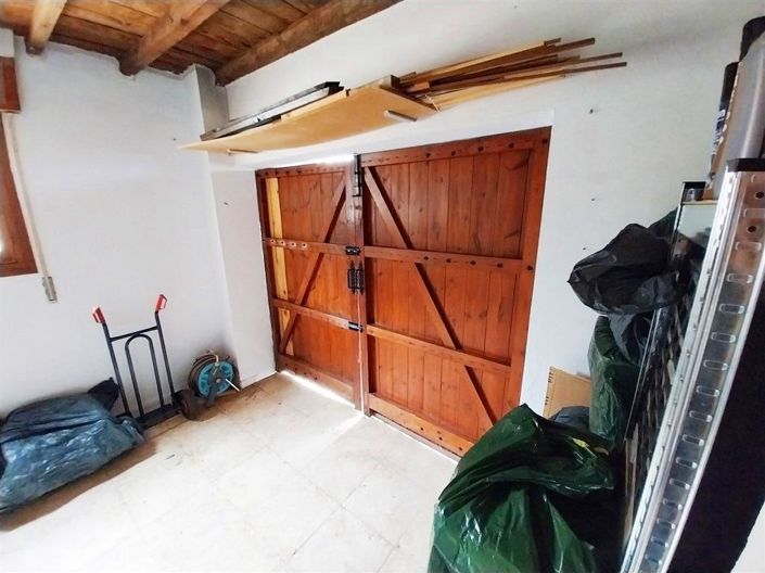 Image No.17-7 Bed Country House for sale