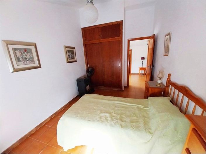 Image No.38-7 Bed Country House for sale