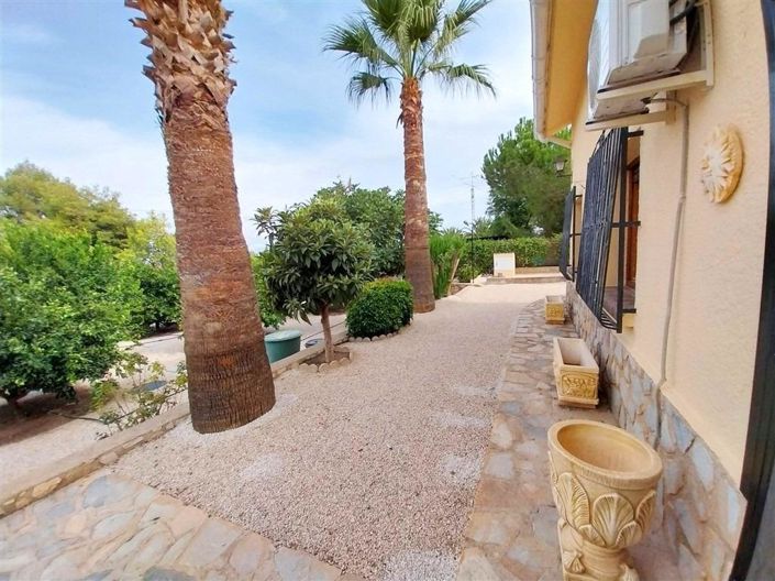 Image No.4-7 Bed Country House for sale