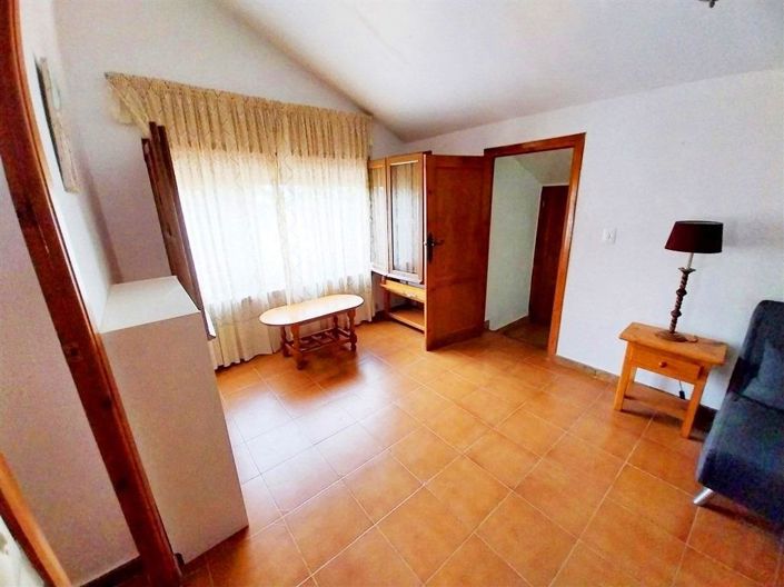 Image No.42-7 Bed Country House for sale