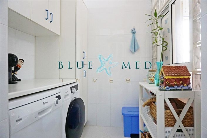 Image No.13-4 Bed Property for sale