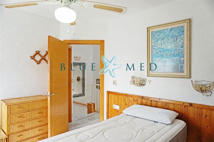 Image No.25-4 Bed Property for sale