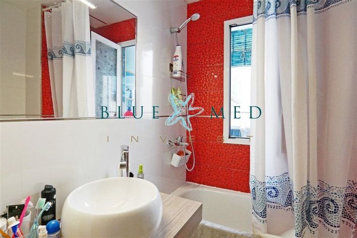 Image No.18-2 Bed Apartment for sale