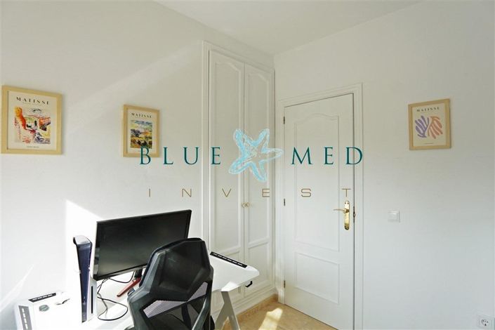 Image No.16-2 Bed Apartment for sale