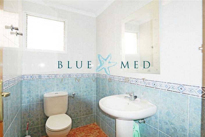 Image No.23-3 Bed Flat for sale