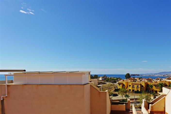 Image No.28-2 Bed Apartment for sale