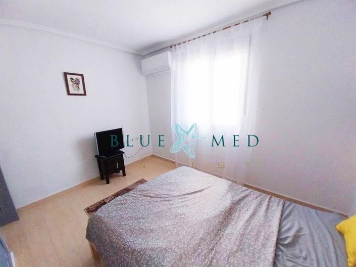 Image No.18-2 Bed House for sale