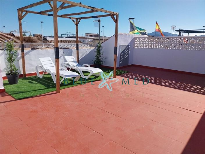 Image No.28-2 Bed House for sale