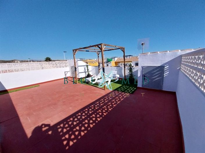 Image No.31-2 Bed House for sale