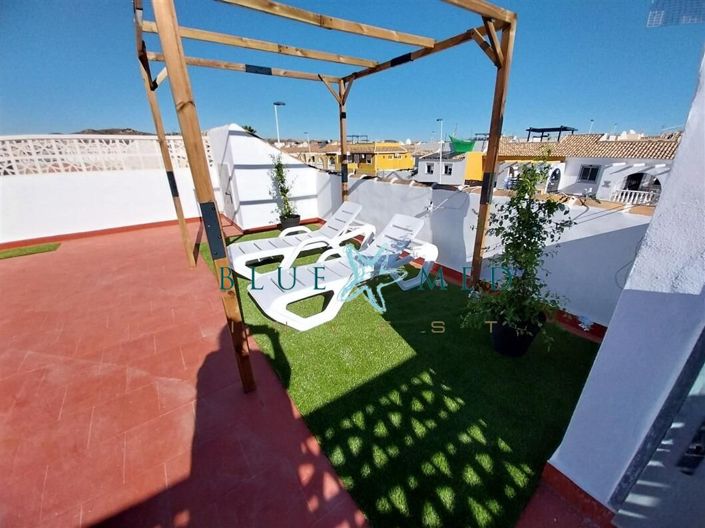 Image No.32-2 Bed House for sale