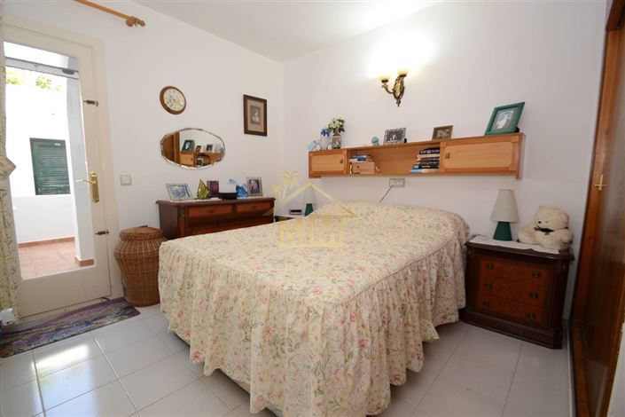 Image No.16-3 Bed Property for sale