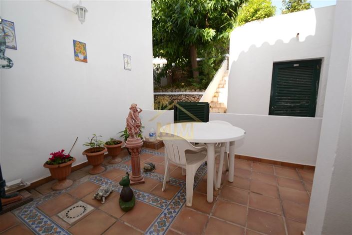 Image No.23-3 Bed Property for sale