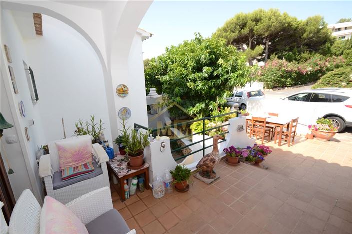 Image No.27-3 Bed Property for sale