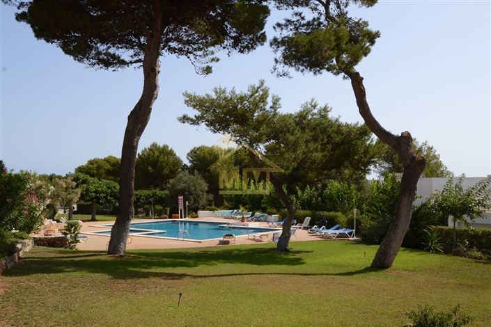 Image No.3-3 Bed Property for sale