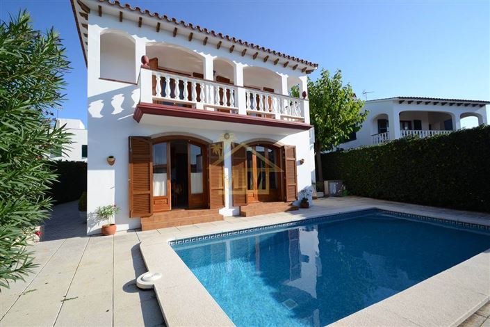Image No.1-Villa de 4 chambres à vendre à Es Mercadal